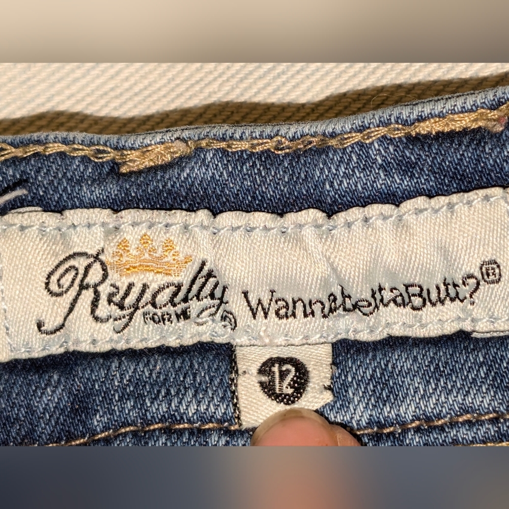 Women's Royalty blue jean shorts. NWOT. Sz 12 - Picture 4 of 4